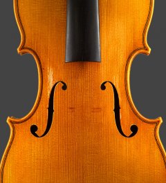 Gros plan table violon Thomas Billoux Luthier